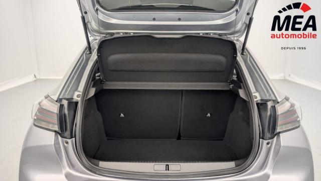 Peugeot 208 image 5