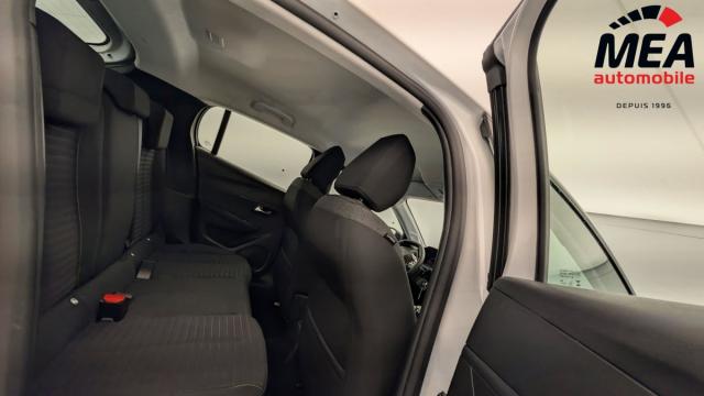 Peugeot 208 image 8