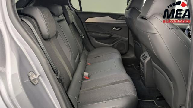 Peugeot 308 image 8