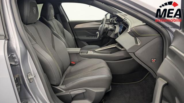 Peugeot 308 image 1