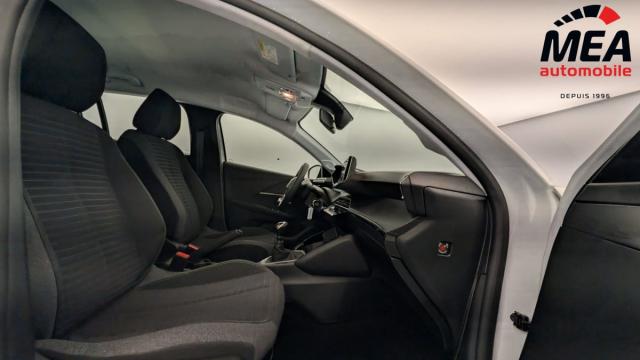 Peugeot 208 image 6