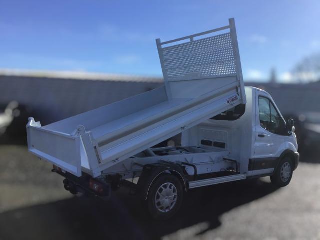 Ford Transit image 5