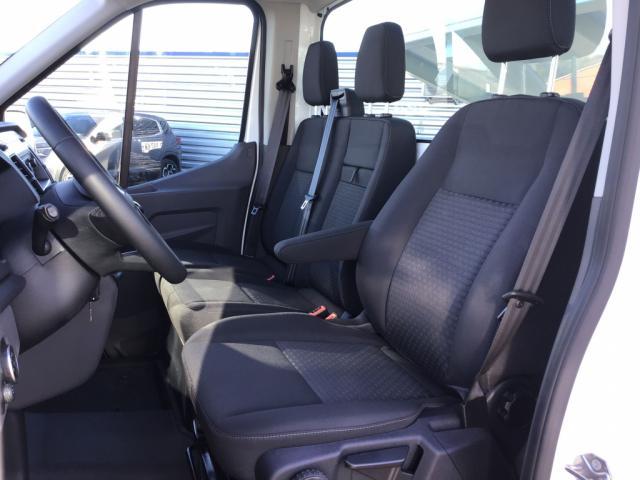 Ford Transit image 7