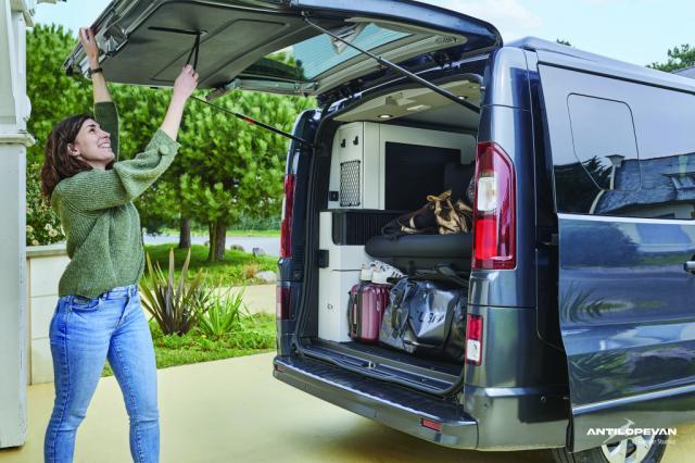 Renault Trafic image 7