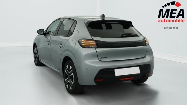 Peugeot 208 image 8