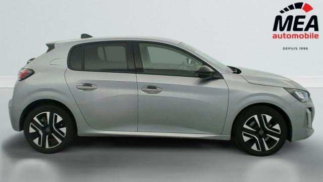 Peugeot 208 image 7