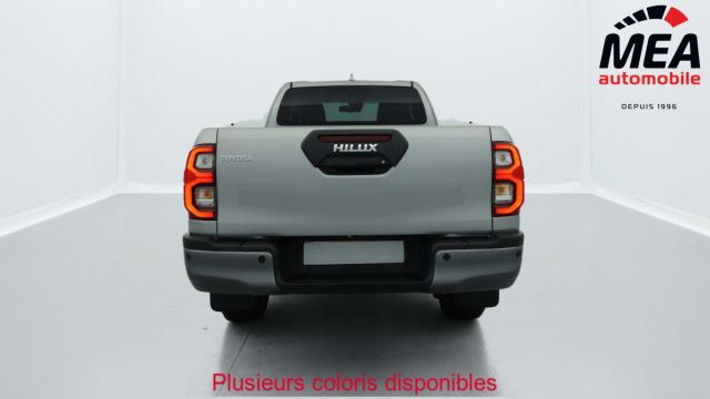Toyota Hilux image 8