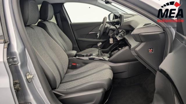 Peugeot 208 image 2