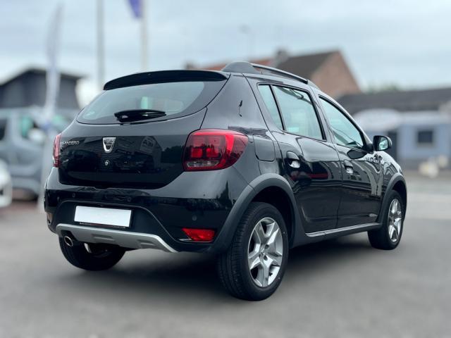 Dacia Sandero image 1
