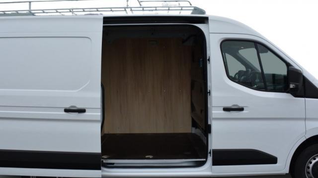 Renault Master image 8