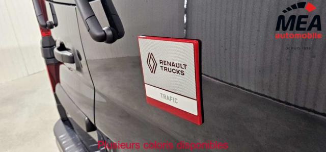 Renault Trafic image 2