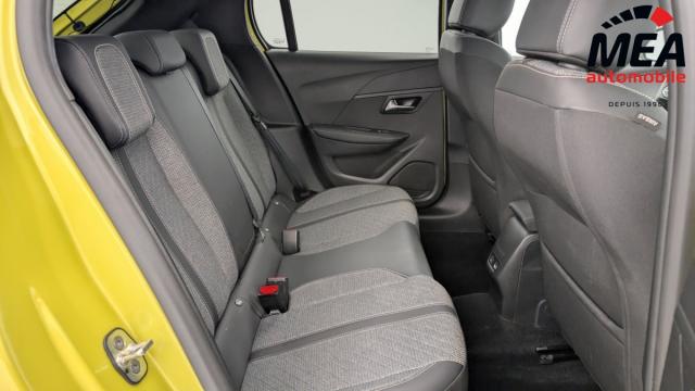 Peugeot 208 image 1