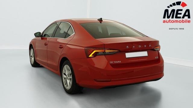 Skoda Octavia image 5