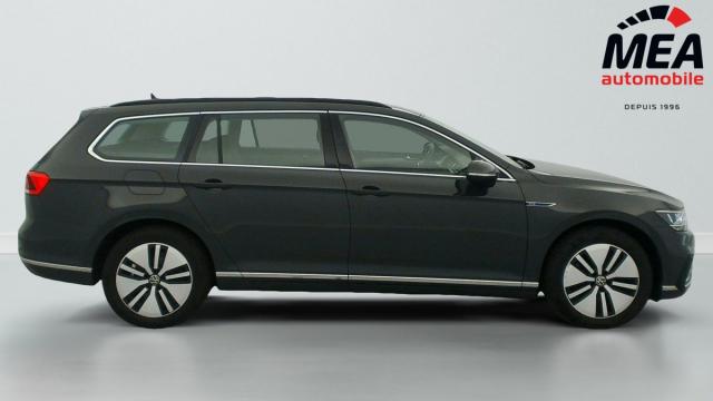 Volkswagen Passat Sw image 6