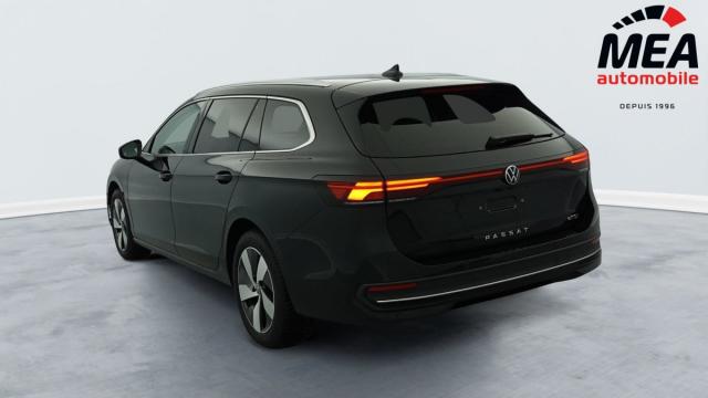 Volkswagen Passat Sw image 5