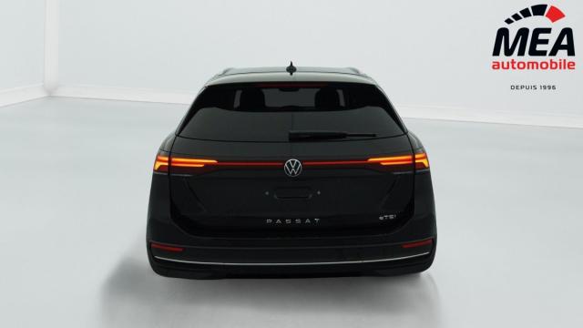 Volkswagen Passat Sw image 1