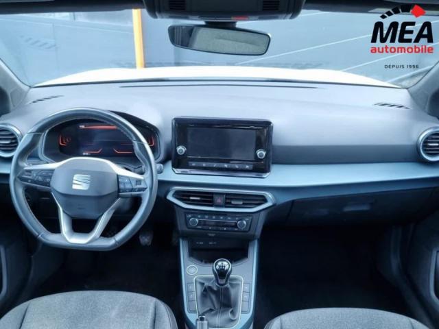 Seat Arona image 2