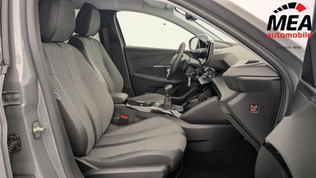 Peugeot 208 image 2