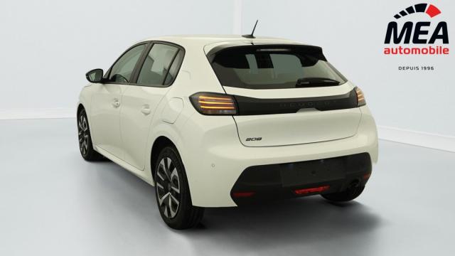 Peugeot 208 image 6