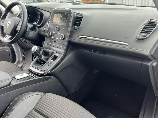 Renault Scénic image 4