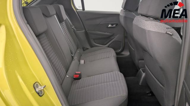 Peugeot 208 image 9
