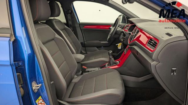 Volkswagen T-Roc image 3