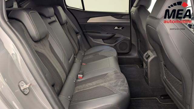 Peugeot 408 image 8
