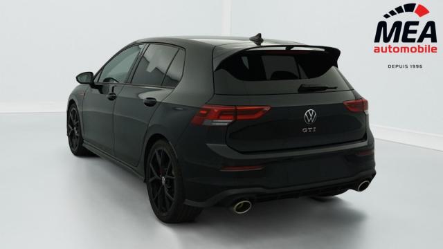 Volkswagen Golf image 8