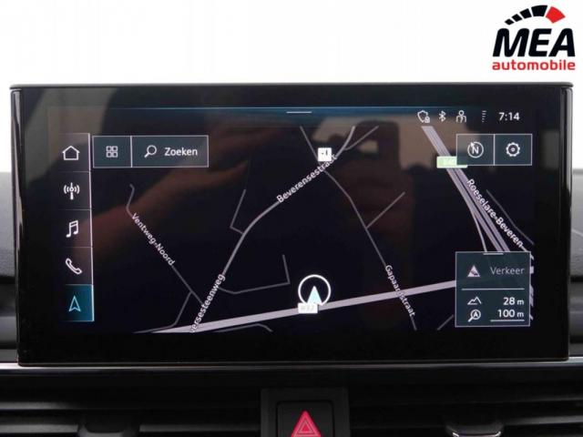 Audi A4 image 4
