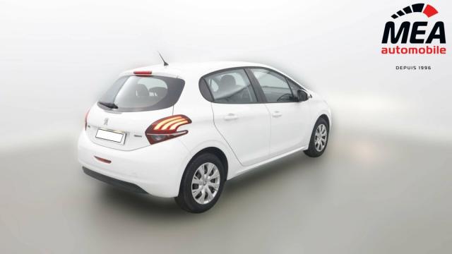 Peugeot 208 image 3