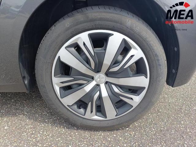 Peugeot 208 image 4