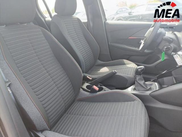 Peugeot 208 image 6