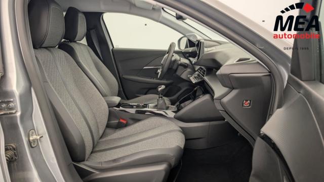 Peugeot 208 image 2