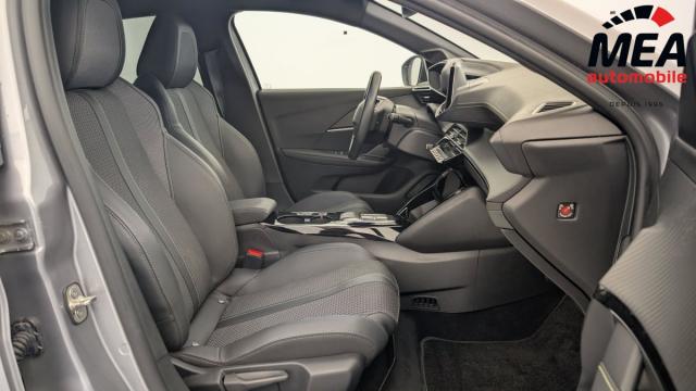 Peugeot 208 image 1