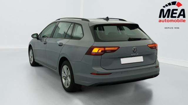Volkswagen Golf image 9