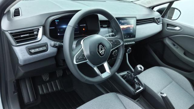 Renault Clio image 2