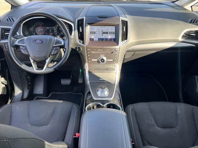 Ford S-Max image 3