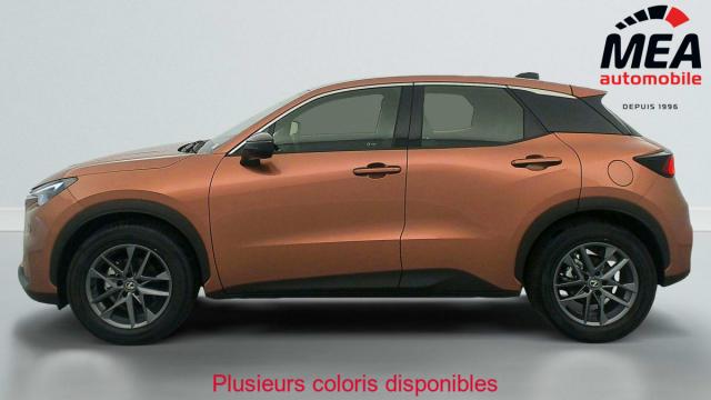 Lexus Lbx image 9