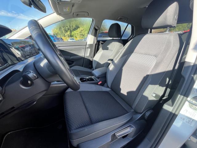 Volkswagen Golf image 5