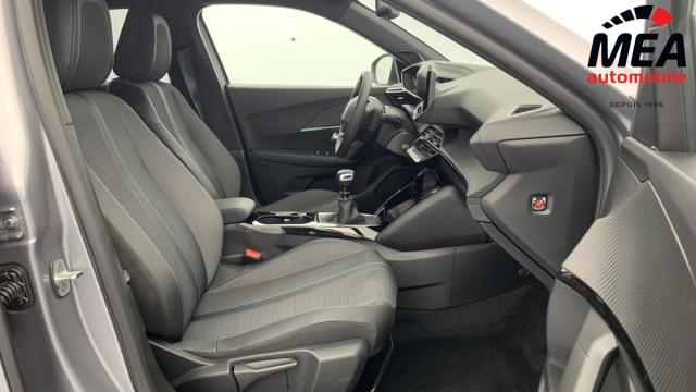 Peugeot 2008 image 1