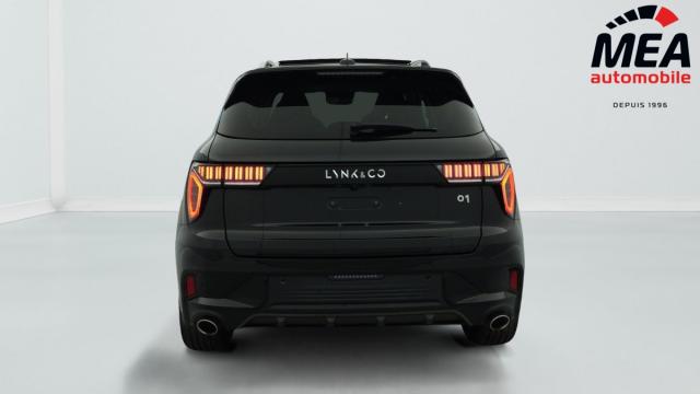 Lynk & Co 01 image 9