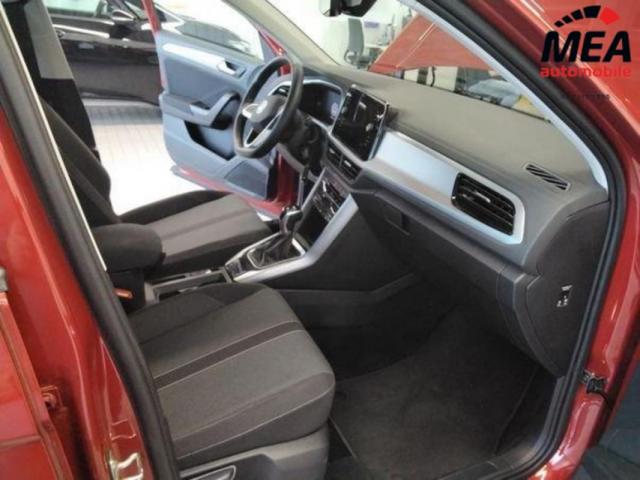 Volkswagen T-Roc image 4