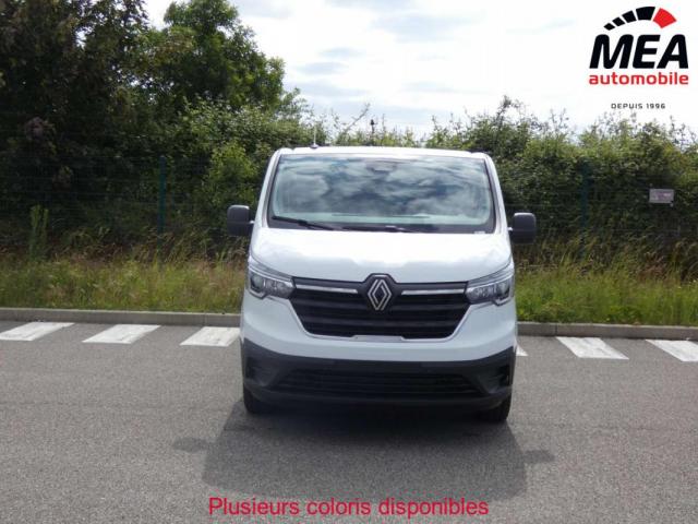 Renault Trafic image 1