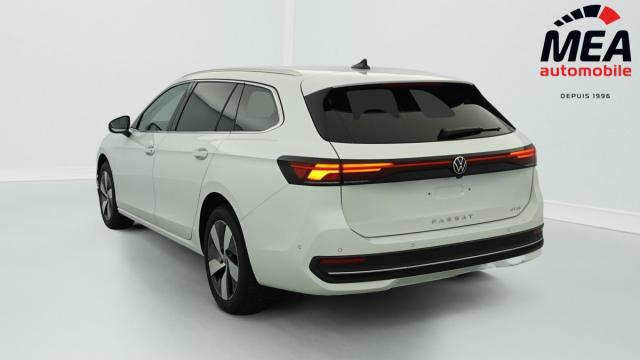Volkswagen Passat Sw image 7