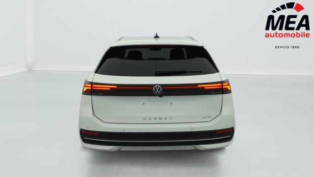 Volkswagen Passat Sw image 5