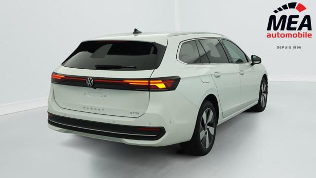 Volkswagen Passat Sw image 4