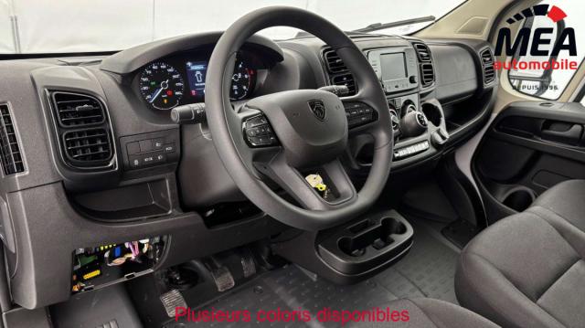 Peugeot Boxer image 1