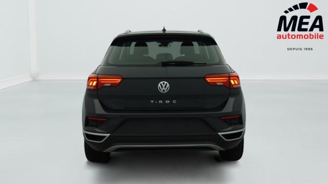 Volkswagen T-Roc image 2