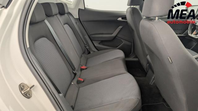 Seat Arona image 2