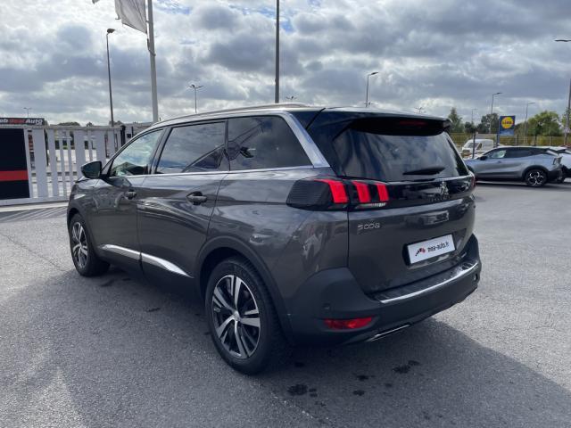 Peugeot 5008 image 6